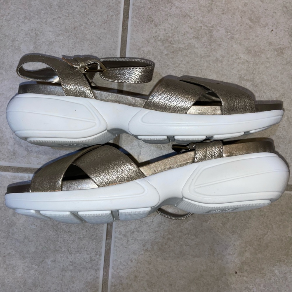 Naturalizer Sandals - Picture 5 of 5